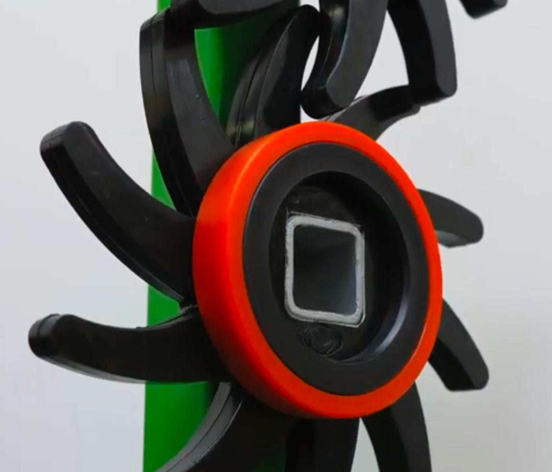 Detail van een Bucket Screen zeefas